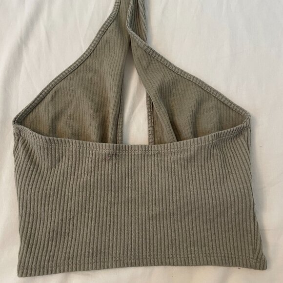 Almost Famous Green plunge halter neck top!! Size:S - Picture 2 of 2